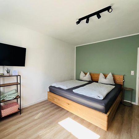 Ferienwohnung Weins トライス・カーデン エクステリア 写真