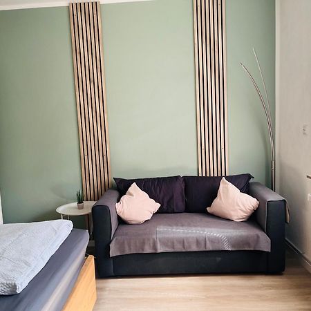 Ferienwohnung Weins トライス・カーデン エクステリア 写真